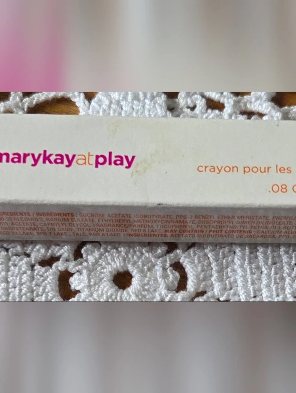 NIB Mary Kay At Play Lip Crayon Candied Apple 08 Oz.net /2.5 g 064934